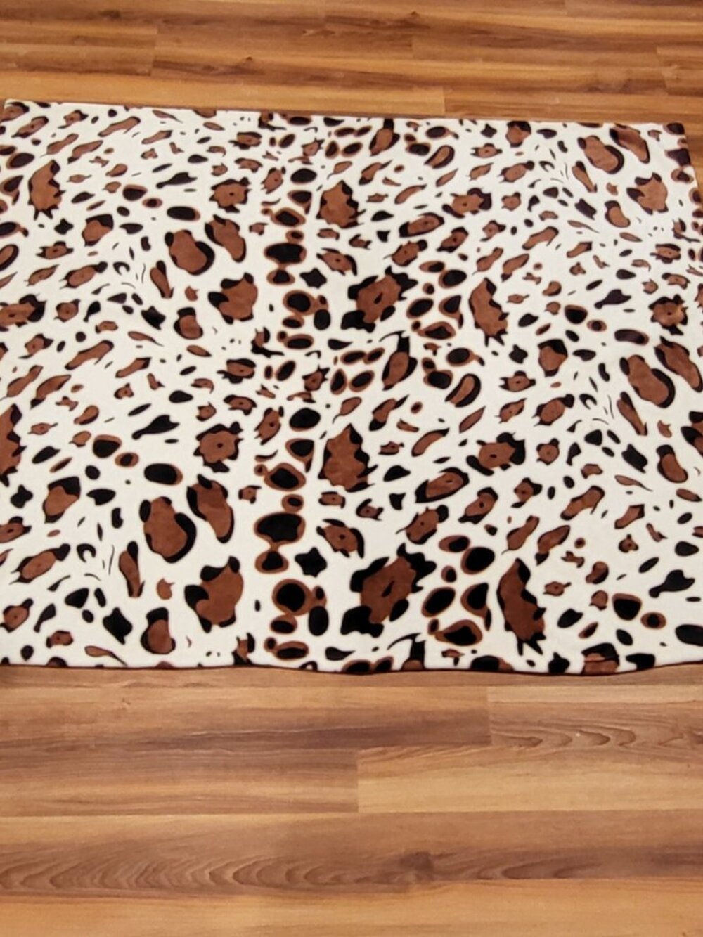 Vtg Leopard Throw Blanket Bedding Animal Print Super Plush Soft Polyester 59"x50 - Picture 3 of 7